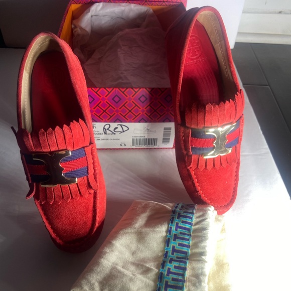 Tory Burch Red Suede Loafer. - Picture 2 of 5